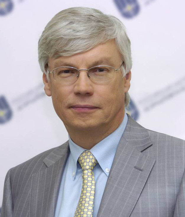 Попов Владимир Олегович